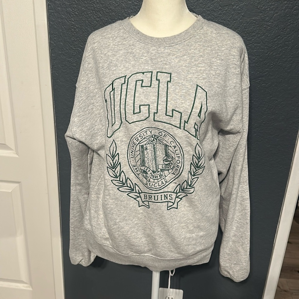 Oversize UCLA sweatshirt